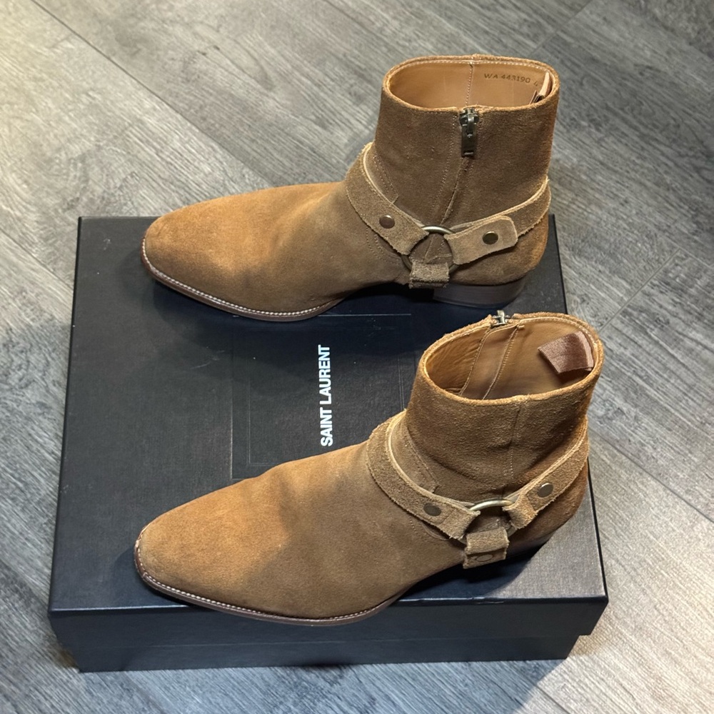 Saint Laurent Wyatt Suede Boots With Original Box - Picture 2 of 8
